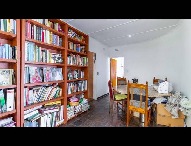 4 BEDROOM HOUSE FOR SALE IN THE HILL